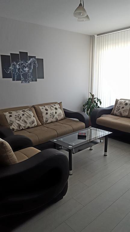 Modern Home Apartment Airport Софія Екстер'єр фото